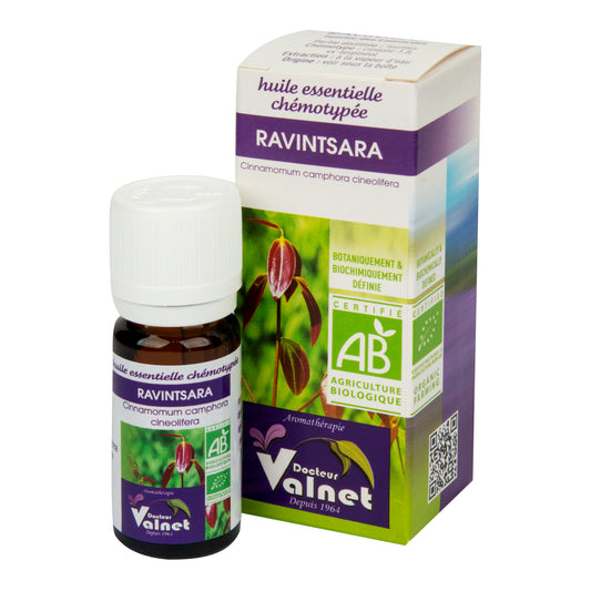 930015 Éterický olej ravintsara 10 ml BIO   COSBIONAT-1